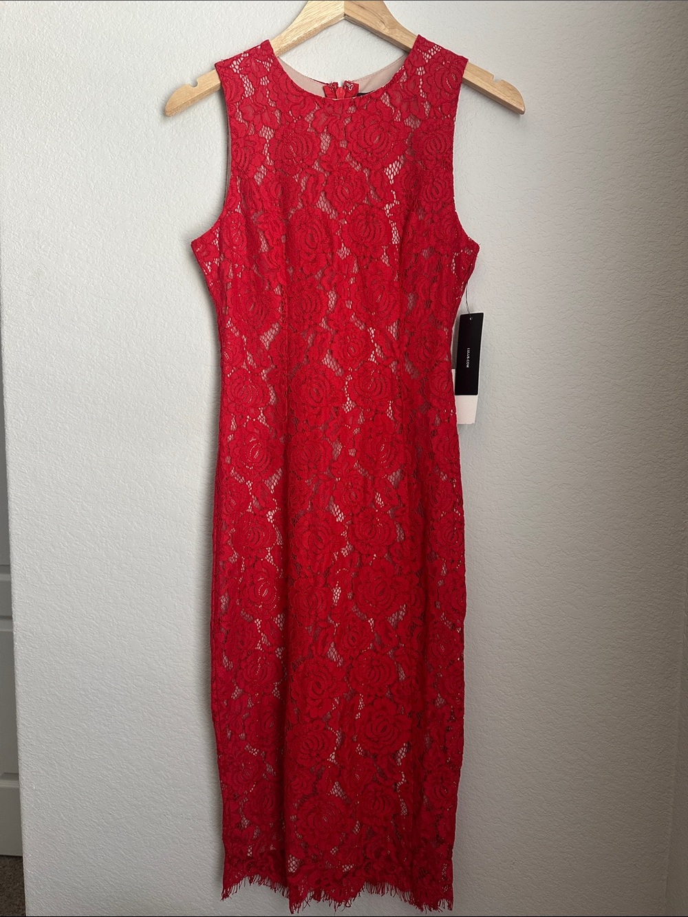 Lulus Corita Red Lace Sleeveless Midi Dress